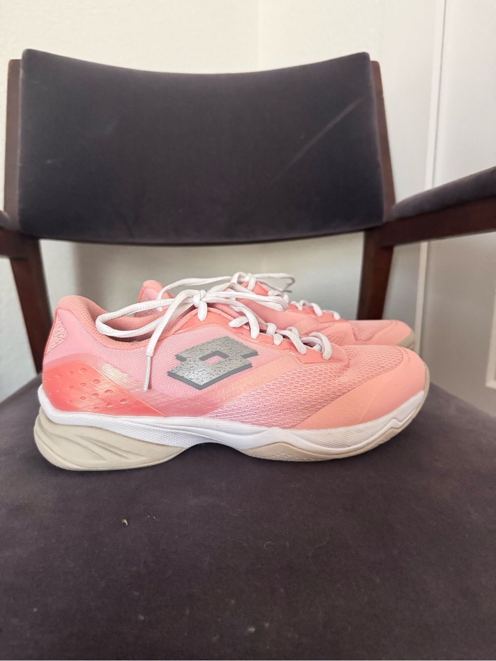 Lotto Women's Pink Coral Tennis Sneakers with White Laces